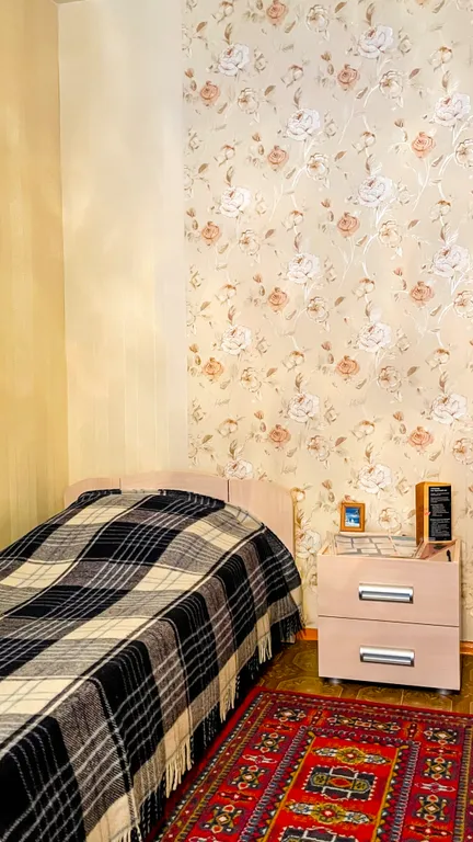 Светлая квартира с отголосками советского прошлого