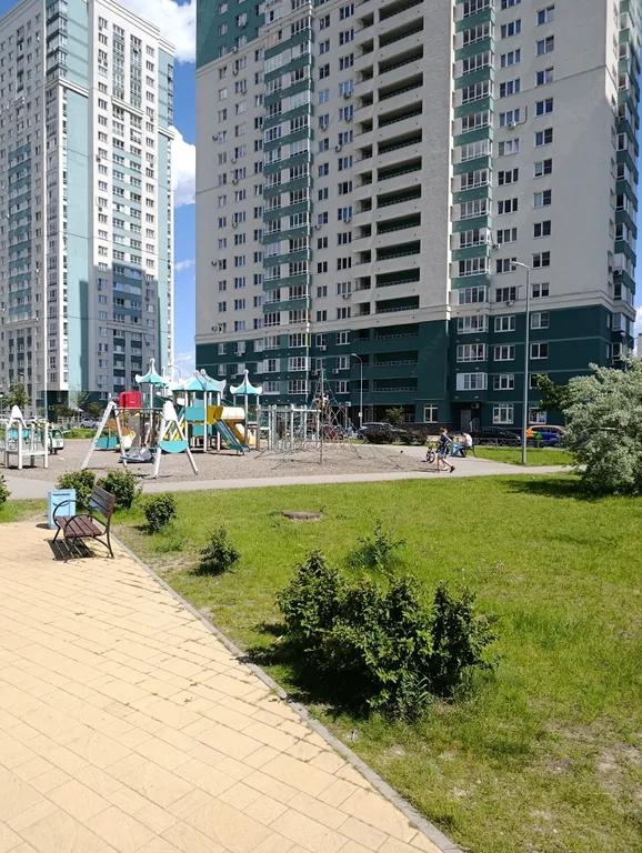 Квартира Бело-зелёная квартира в новом микрорайоне около метро — Нижний Новгород