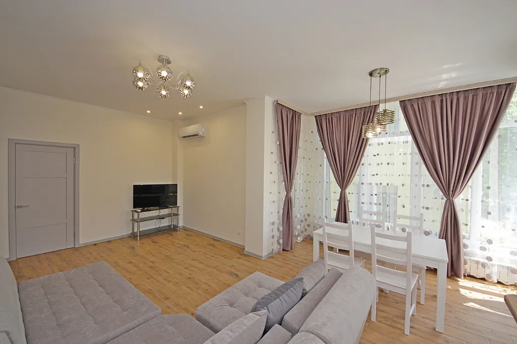 Квартира Премиум-апартаменты в центре у пляжа, с балконом. — Анапа