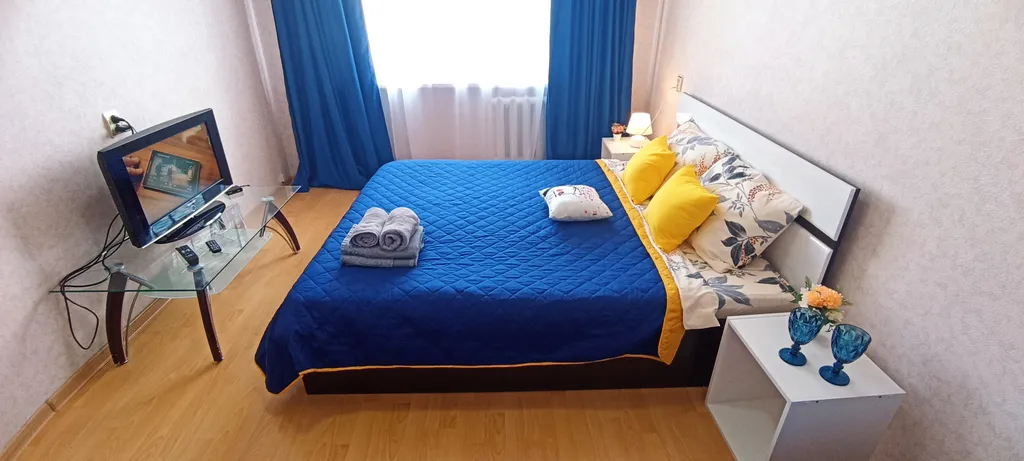 Квартира Квартира Центр города! 3 изолированные комнаты, 3 кровати — Калининград