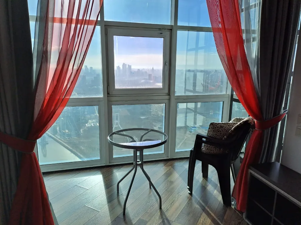 Апартаменты с шикарным панорамным видом на 39 этаже