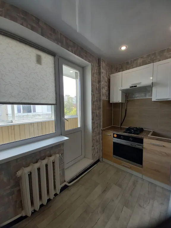 Квартира 1-комнатная Квартира — Тихвин