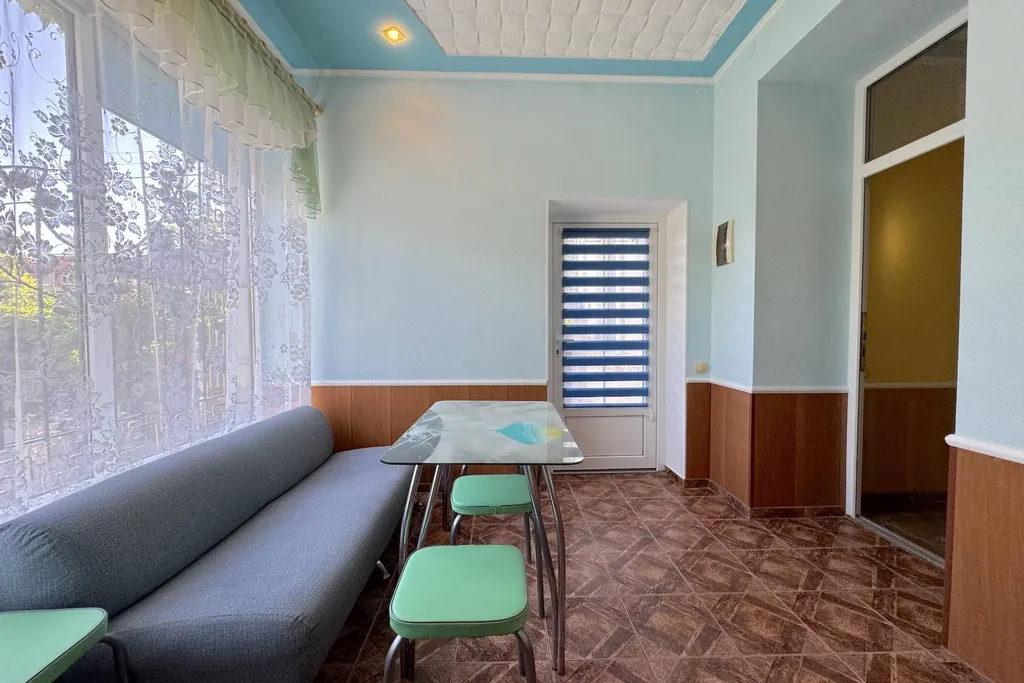 4-комнатный Дом