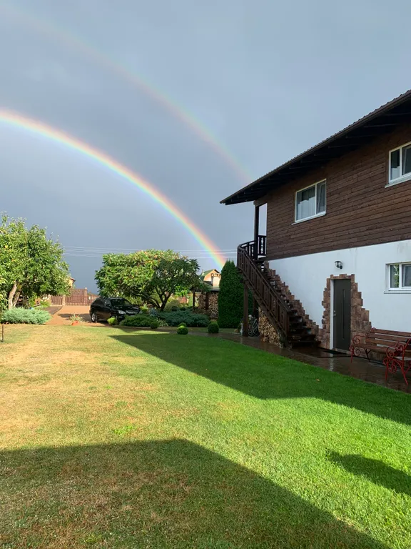 Дом с видом на озеро Нарочь