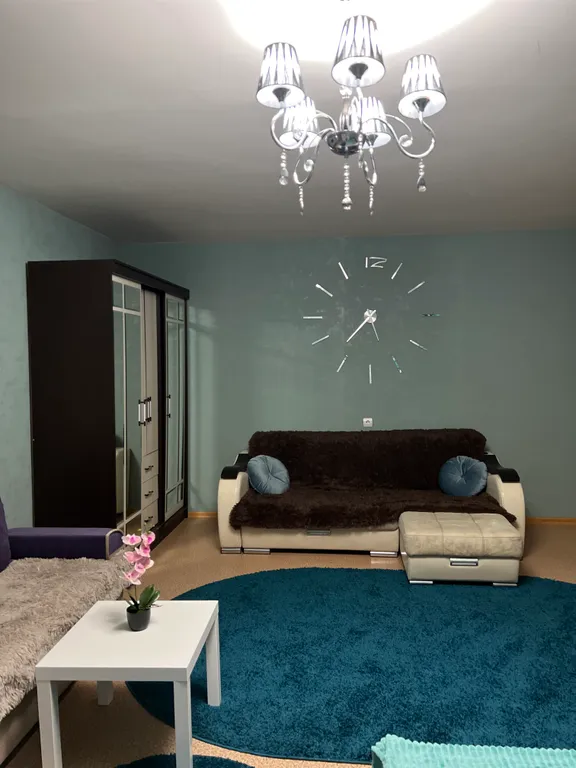 Красивая и большая квартира рядом с жд и автовокзалом — аренда посуточно в Кунгур