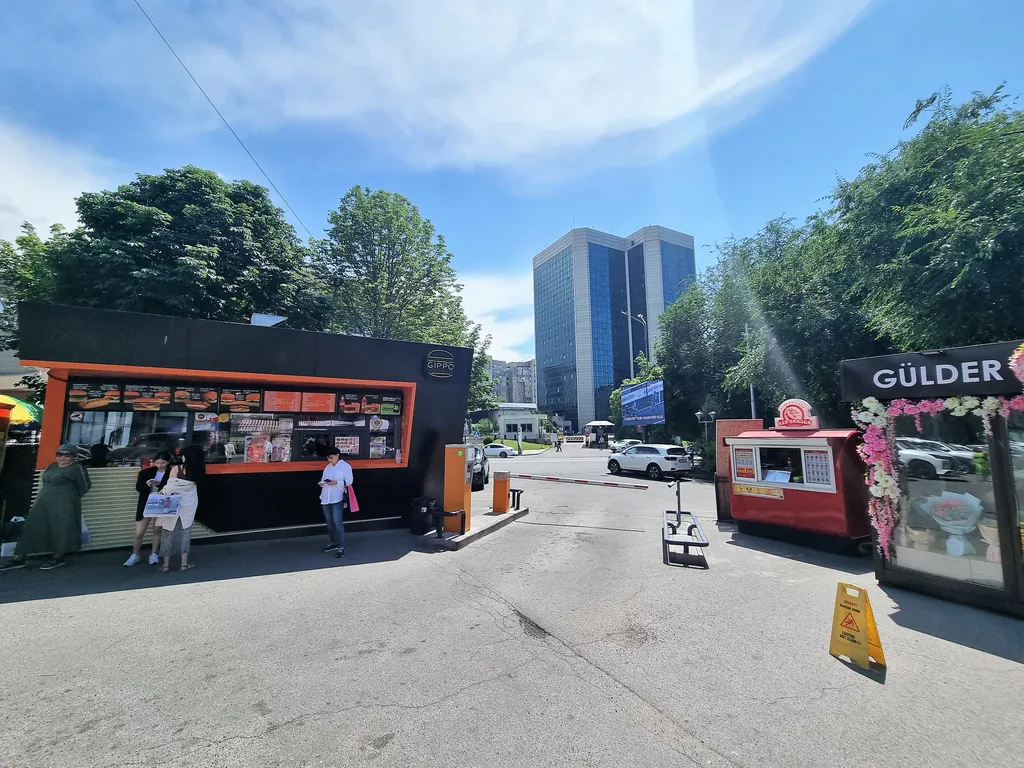 Очень уютная квартира рядом с посольством США