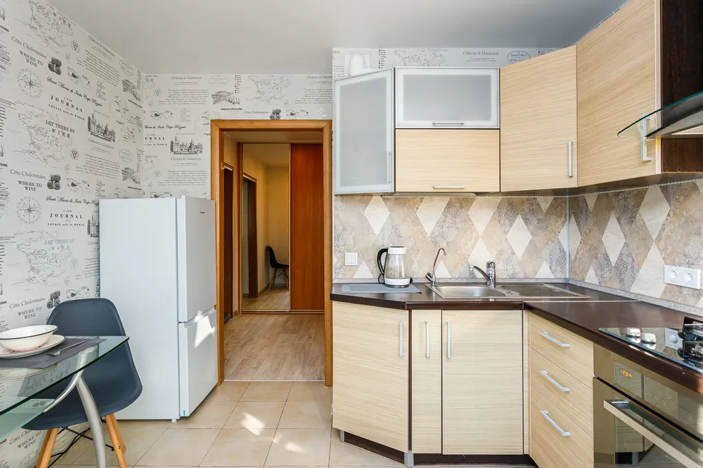 Рядом краевая больница. Центр города