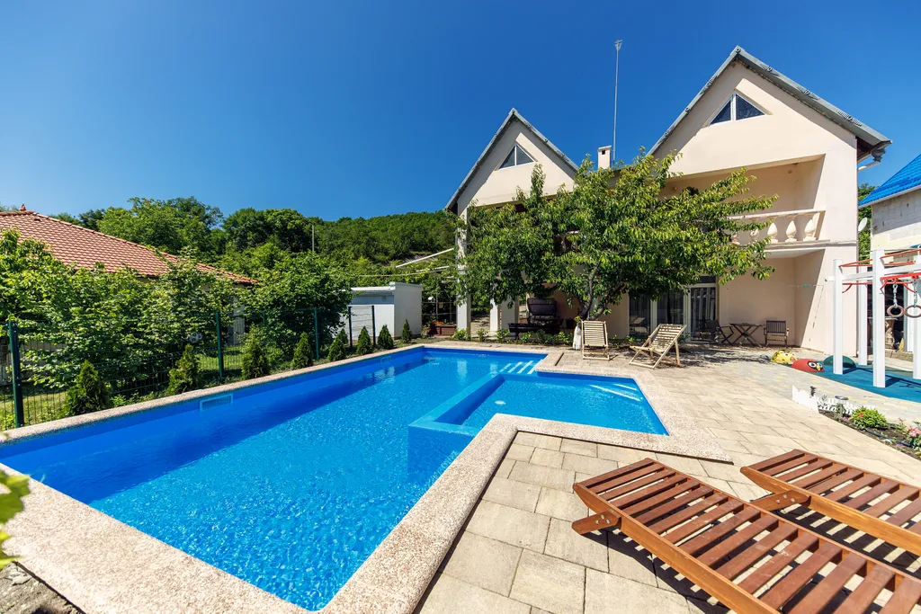 Квартира 2-комнатная Квартира — Прасковеевка