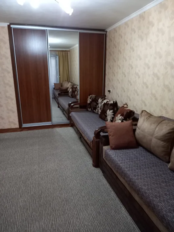 Квартира в центре города — аренда посуточно в Шахты