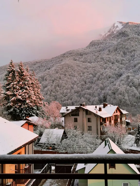 Квартира с видом на Аибгу