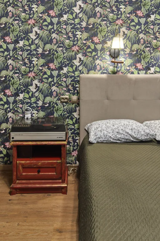 6-местные апартаменты рядом с УГМК и киностудией