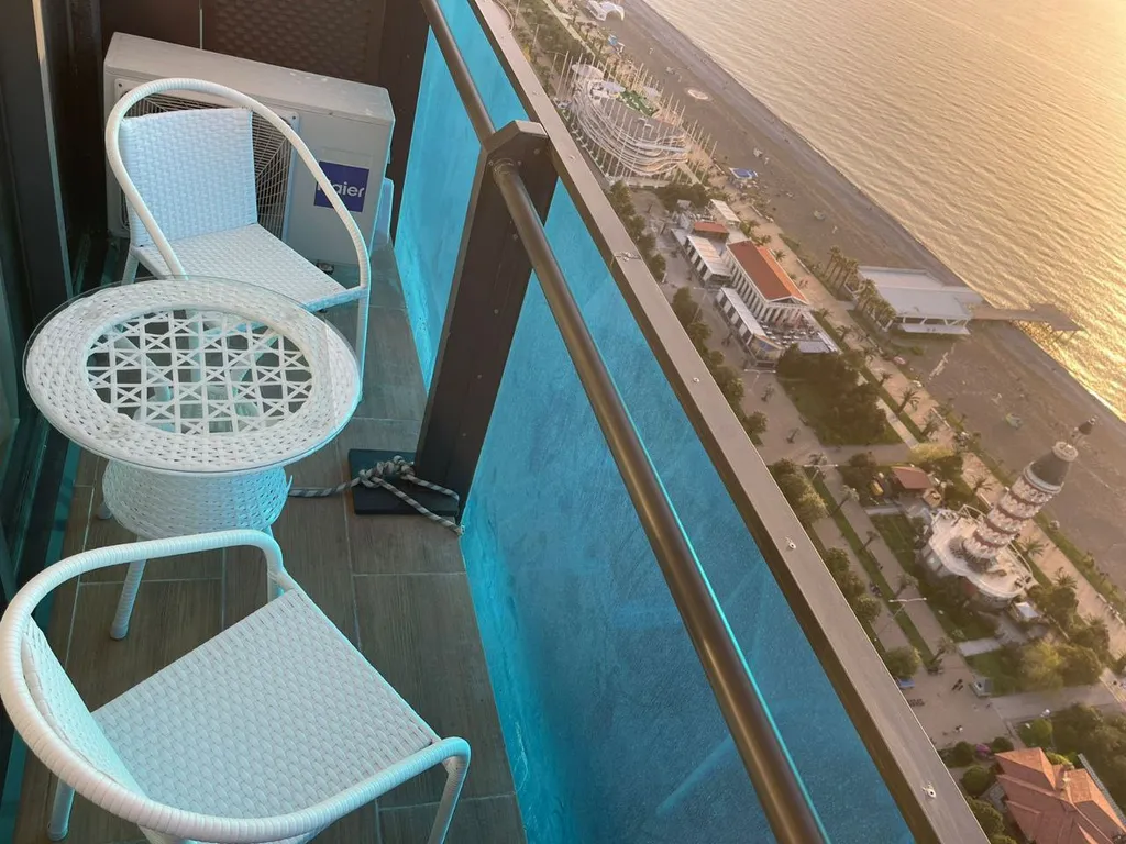 Прекрасные апартаменты с видом на море с 34 этажа