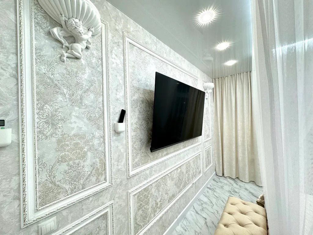 Апартаменты в античном стиле, гармония прошлого и настоящего