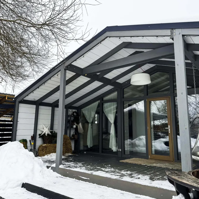 Дубльдом в сoснaх