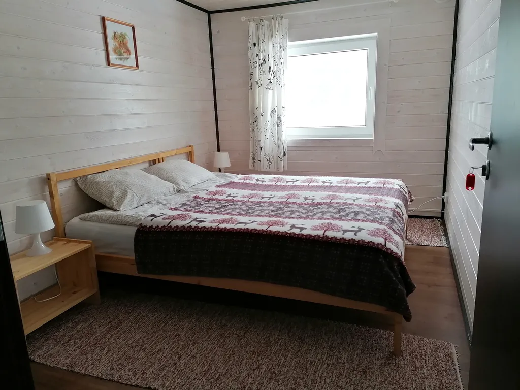 Комфортные апартаменты на берегу озера