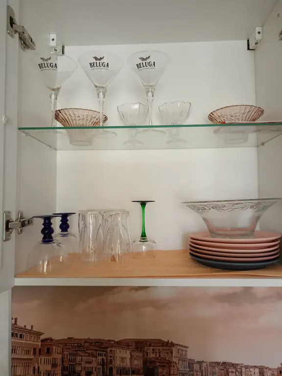 Однокомнатная квартира, зонированная на две зоны.