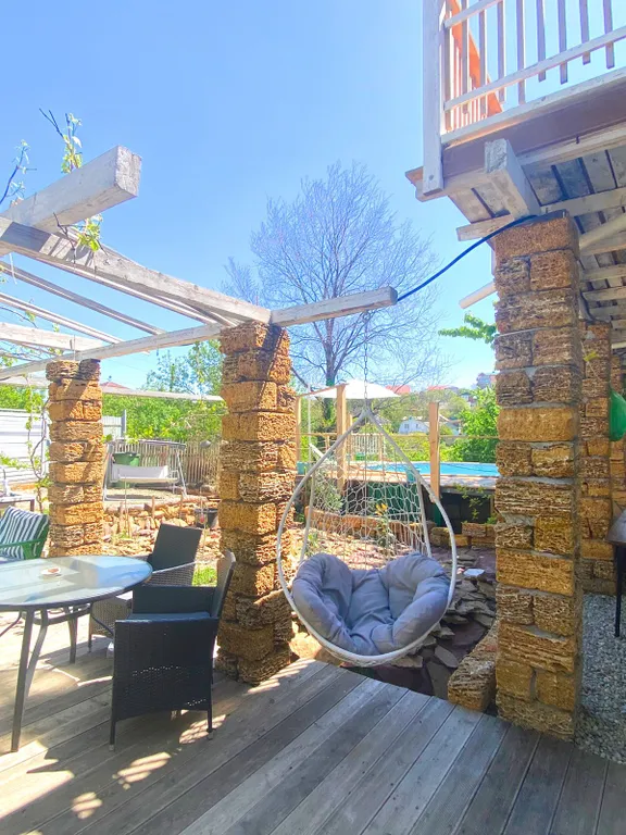 Новые шикарные апартаменты с бассейном, мангалом и зоной отдыха