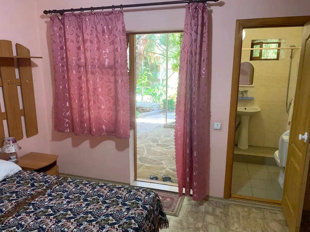 Квартира Комната — аренда посуточно в Черноморское