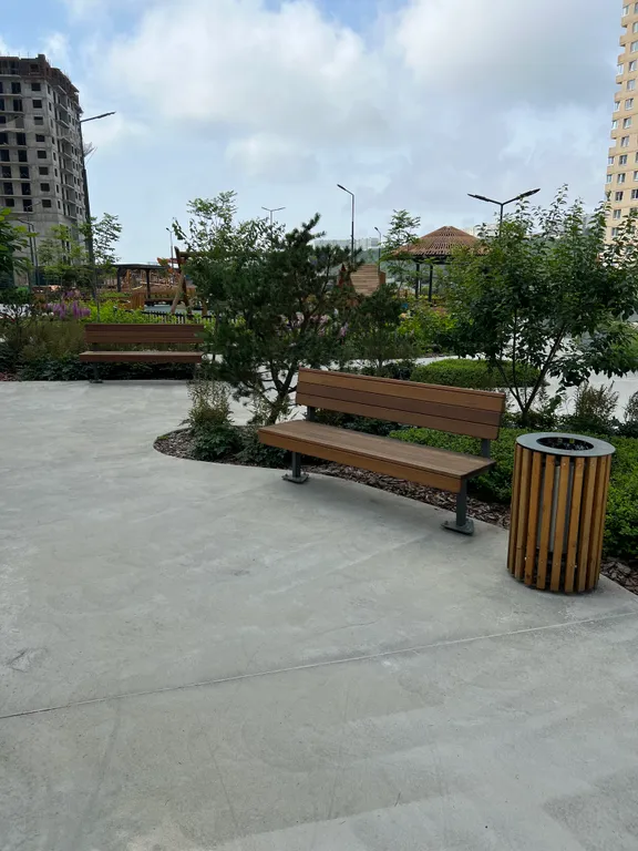 Студия с видом на лес и море