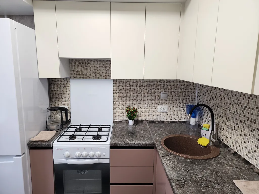 Двухкомнатная квартира в центре с евроремонтом