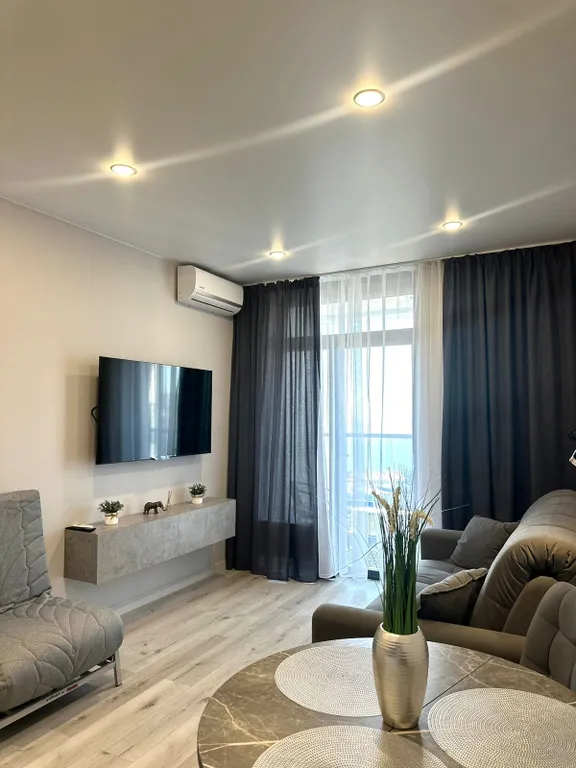 Квартира-студия с видом на море