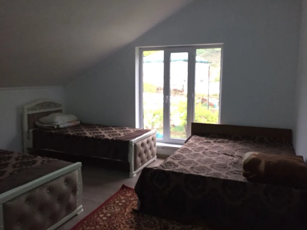 Большой уютный дом с видом на горы