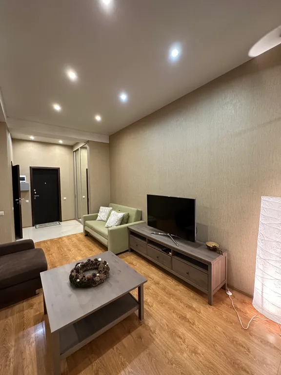 Евро-двухкомнатный апартамент ЖК Лаура с видом на Березовую