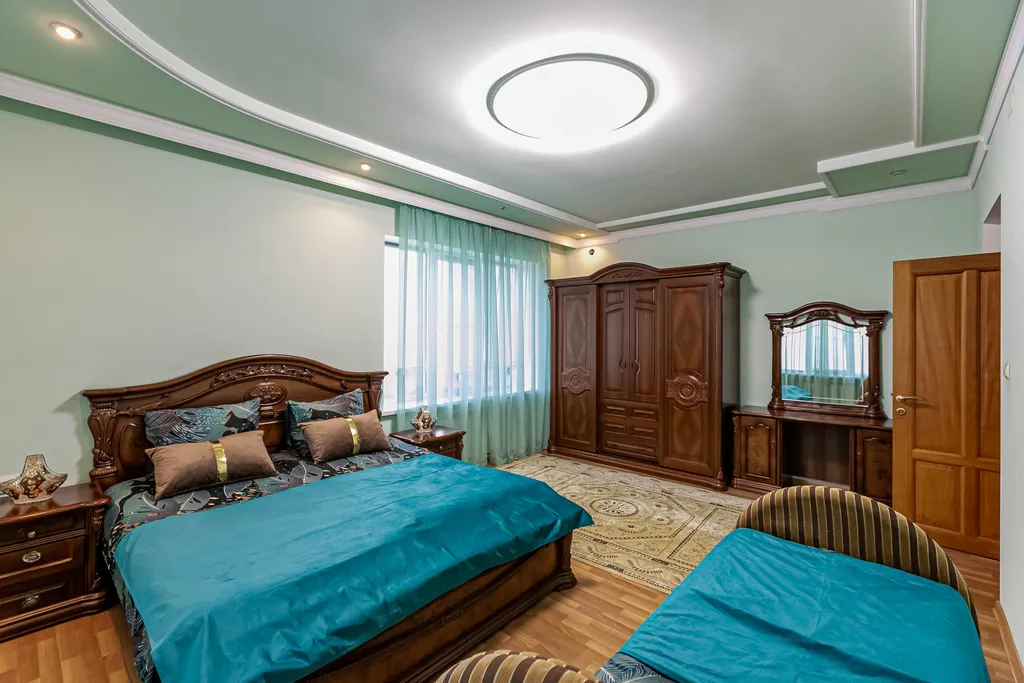 Шикарный коттедж в центре