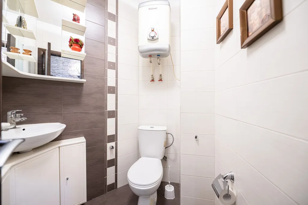 Большая квартира с кондиционерами и камином