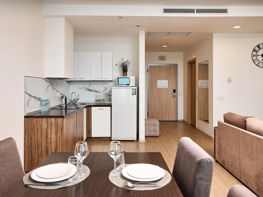 Брэвис Делюкс ЛаМар (3-х комнатные апартаменты) с панорамным видом на