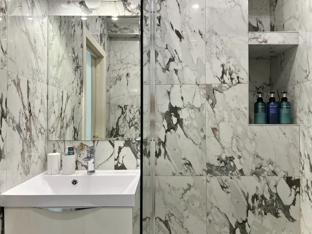 студия с панорамным видом