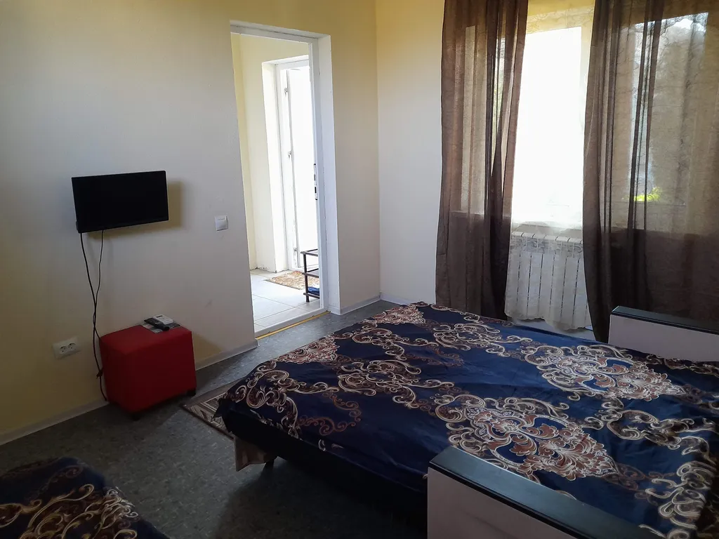 Двухкомнатный с удобствами, кондиционером, террасой