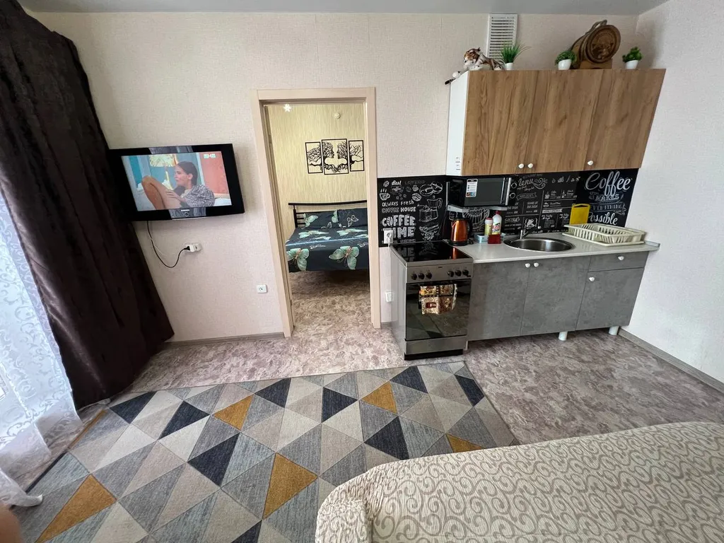 Современнaя, чистая, уютнaя квартира c очень хорошим ремонтом