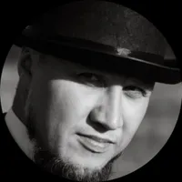 Евгений Бобров