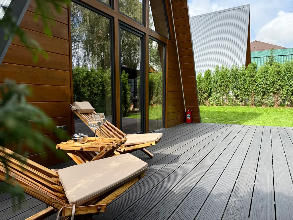 Коттедж Уютный дом Поле с баней на дровах и сибирским чаном — Лопатино