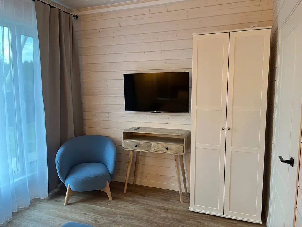 Роскошный коттедж на берегу озера