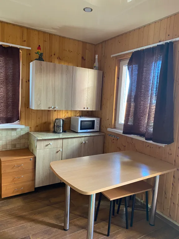 Коттедж Домик у Эллис 2-х этажный коттедж — Кучугуры