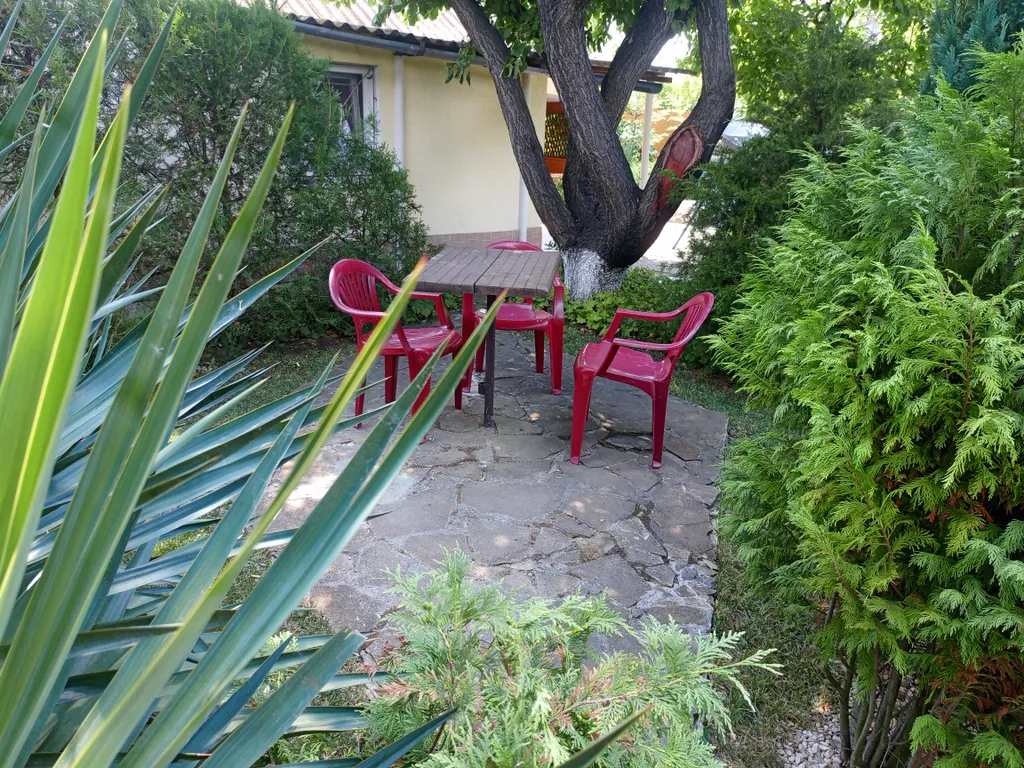 Уютный дом для летнего отдыха