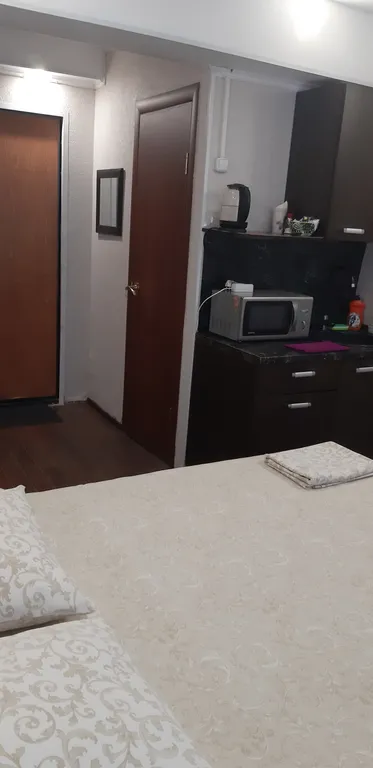 Миниатюрная уютная студия в центре