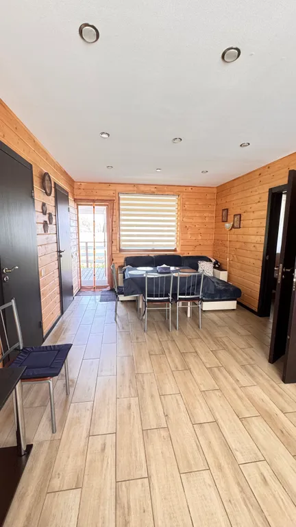 Частный дом на берегу Ладожского озера