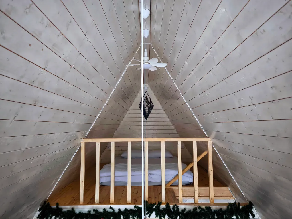 Дом в стиле Афрейм Дача у Горы