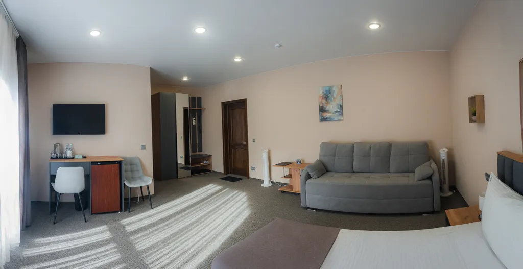 Четырехместный номер с видом на горы