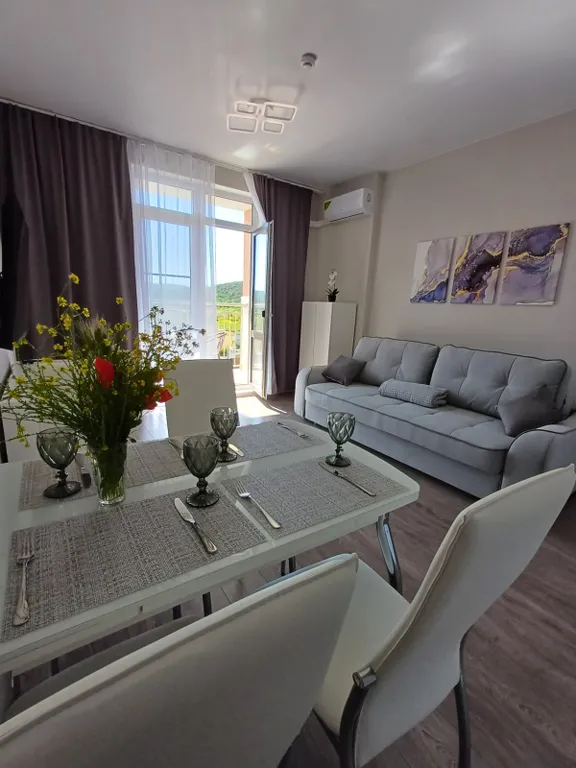 298 Квартира с бассейном на 4 человека