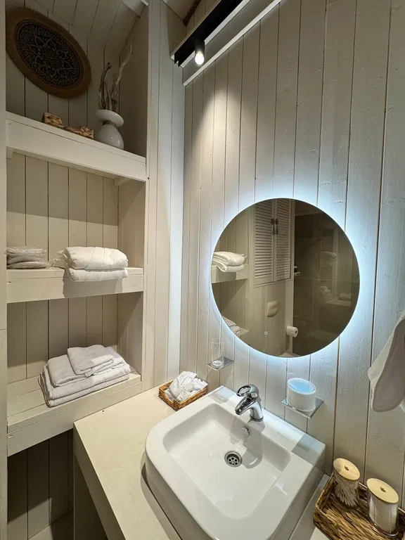 Дом в Абхазии у черного моря (Йогиня)