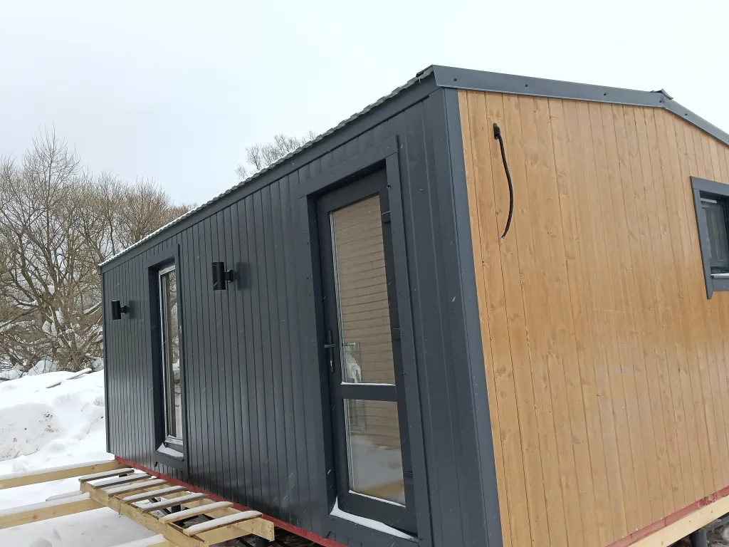 Уютный новый дом с баней на берегу реки в 45 км от Москвы-Домодедово