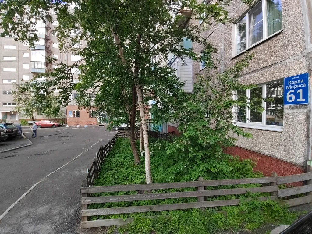 Однокомнатная квартира с балконом и лифтом у ТРЦ Плазма