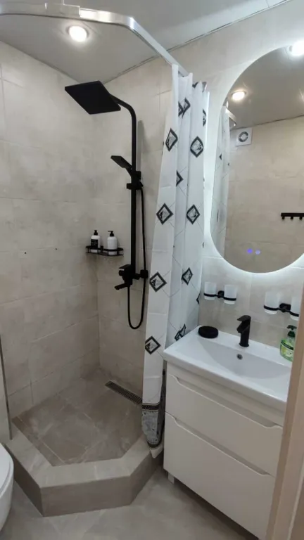 Светлая, просторная и уютная квартира в центре у метро