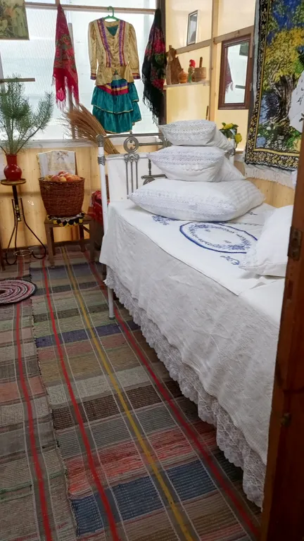 Номер -горница (комната) из казачьего куреня станицы Каменская