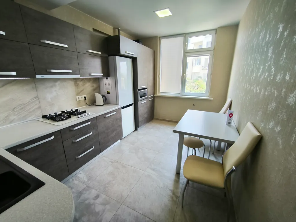 Квартира Квартира У Парка Победы в 10 минут ходьбы от пляжа и Aquamarine Resort SPA — Севастополь