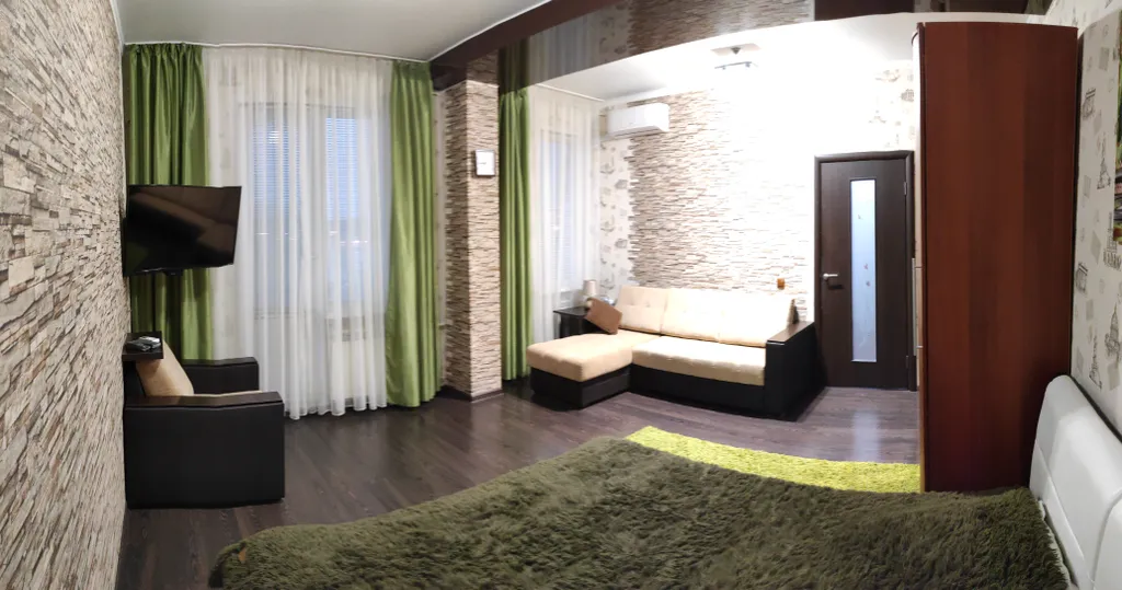 Квартира на набережной